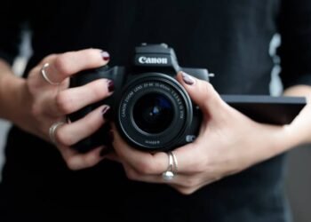 Explorando o Potencial da Canon EOS M50: Um Olhar Profundo sobre a Fotografia Moderna